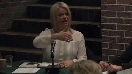 Table ronde sur le soutien aux artistes émergents